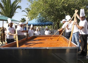 Los Palacios, récord Guiness con la 'Fritá' de tomate más grande del mundo, 2.662 kilos netos