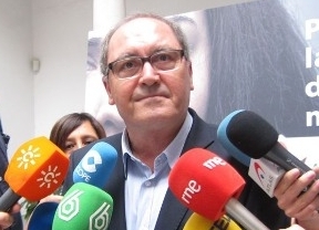PSOE-A: La dedicación de Díaz a la Junta 'nunca se verá mermada'