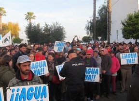 Agricultores piden parar el cierre de pozos en Doñana