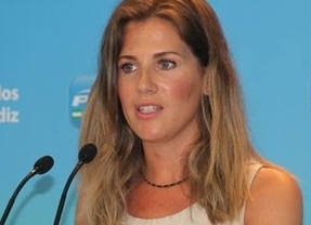 El PP-A ve 'blanco y en botella' el pacto de Susana Díaz y Podemos tras el 22M