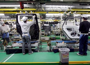 Peugeot suspende a mil obreros por tiempo indeterminado 