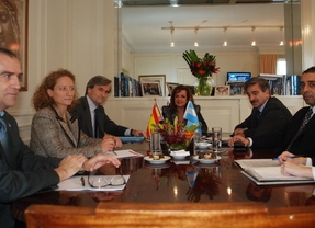 Argentina y España coordinan políticas para combatir el crimen transnacional
