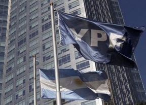 YPF y la rusa Gazprom cerraron un millonario acuerdo de inversión