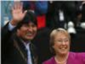 Evo y Bachelet sostuvieron reunión privada