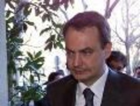 Zapatero promete 1.500 millones para mejorar el acceso al agua potable