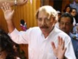 Uribe protesta por el 'lenguaje familiar' de Ortega con las FARC