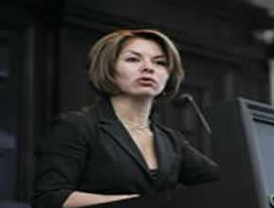 Renuncia senadora Minerva Hernández a su militancia en el PRD y se incorpora a PAN