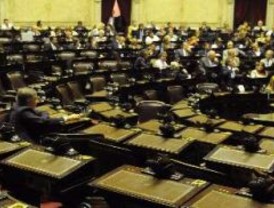La oposición hizo caer la sesión por el presupuesto y el oficialismo habló de 'crueldad institucional'