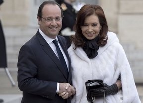 Hollande anunció que Francia "apoyará" a la Argentina con el Club de París