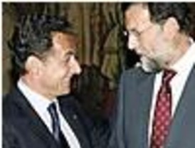 Rajoy aprenderá las tácticas de 'Sarko' para 2008