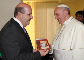 Laplace le ratificó al Papa Francisco el apoyo de AOMA a su convocatoria de Diálogo