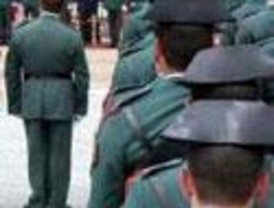 La Guardia Civil afronta una de las peores crisis de su Historia