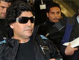 La FIFA suspendió a Maradona por dos meses y lo multó con casi 20 mil euros