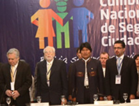 Evo Morales propone una ley para regular la venta y consumo de alcohol