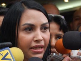 Oposición dice que han sido 12 años de irrespeto a los DDHH