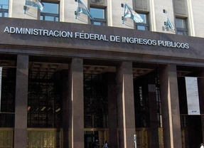 La AFIP prohibirá a terceros participar de las transferencias en el fútbol