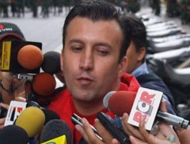 Avión en el que viajó El Aissami se salió de la pista