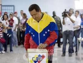 El partido de Chávez gana en el Congreso de Venezuela más de 90 de las 165 diputaciones que estaban en juego