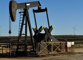 Santa Cruz analiza si se realizaron inversiones en otras diez áreas petroleras de YPF 