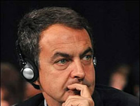 Entre los informes de Wikileaks, EEUU advertía: 'Zapatero no habla inglés, pero tengan cuidado...'