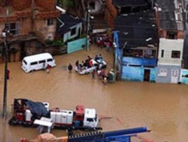 Más de 30 muertos en Brasil por las inundaciones