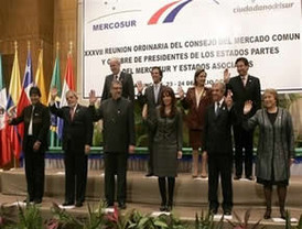 Mercosur desconoce a golpistas hondureños
