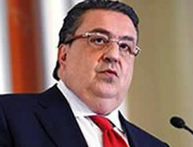 Gómez Mont en Internet apoya reelección funcionarios