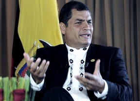 El presidente Correa se bajó de la reelección
