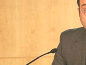 Génova cita a Cobo para que explique su 'salida de madre' contra Aguirre