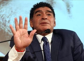 Maradona cree que el debería estar al frente de la selección en el mundial