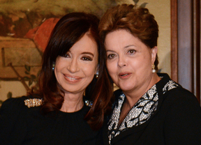 Cristina le agradeció a Dilma la invitación a la final pero no viajará a Brasil