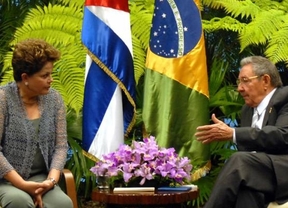 Rousseff afirmó en Cuba que el mundo 'precisa comprometerse' con los derechos humanos 
