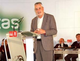 Griñán pronostica una nueva victoria del PSOE-A en las próximas municipales