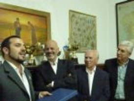 La comunidad gallega homenajeó a Telerman