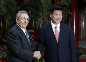 El presidente chino celebró el buen estado de salud de Fidel Castro