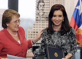 Cristina y Bachelet  visitarán a Francisco en enero
