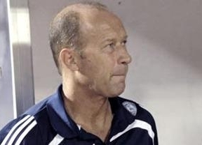Calderón fue presentado como nuevo entrenador del Betis