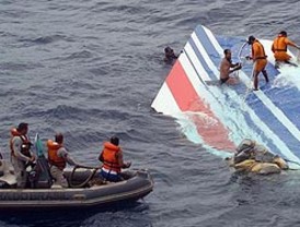 Submarino nuclear francés se incorpora a la búsqueda