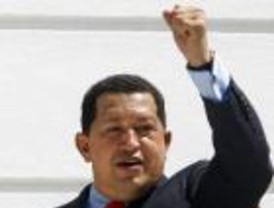 Hugo Chávez dice que Fidel Castro está dando 
