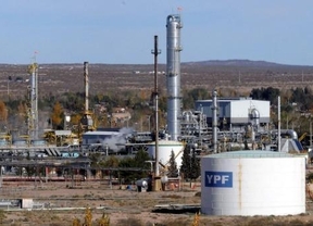 YPF desmintió "datos y conclusiones" de Clarín