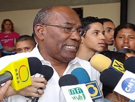 Istúriz considera que Jefe de Gobierno de Caracas es necesario