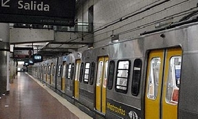 Los usuarios del subte una vez perjudicados por la pelea entre Metrovías, la Ciudad y la Nación