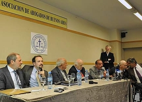 Un juez español citará a dos represores del franquismo reclamados por la Justicia argentina