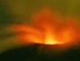 Erupción del volcán Tungurahua se convierte en espectáculo