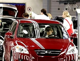 Caen producción y exportación de autos más del 40%