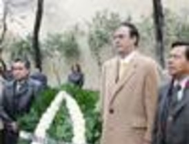 Marcelo Ebrard demanda autonomía para el DF