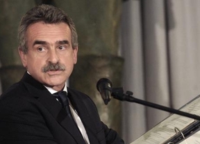Rossi sostuvo que "el debate sobre el servicio militar obligatorio atrasa 20 años"