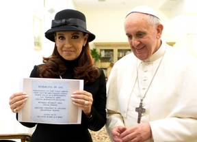 Al Papa le gustó que Cristina saliera del protocolo en su saludo por el Día del Pontífice