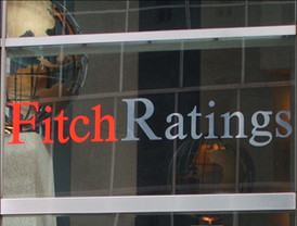 Fitch rebaja la calificación de Andalucía por su 'fuerte deterioro fiscal'
