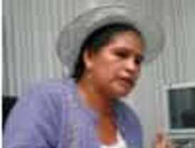 Senadora indígena afirma haber sido maltratada en Europa